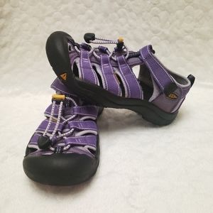 Keen "whisper" waterproof sandal women's 5/kids 3